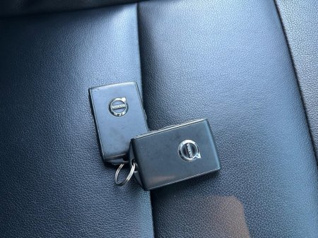 2020 Volvo XC40 D3 MOMENTUM 5DR €27,750 thumbnail