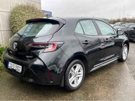 2023 Toyota Corolla LUNA HATCHBACK AUTOMATIC 1.8 PETROL //LOW MILES//REVERSE CAMERA//ADAPTIVE CRUISE CONTROL//CARPLAY// €24,950 thumbnail
