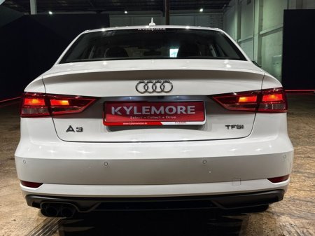 2018 Audi A3 1.4 TFSI SALOON - FACTORY ALLOYS - CRUISE CONTROL - REVERSE CAMERA €19,950 thumbnail