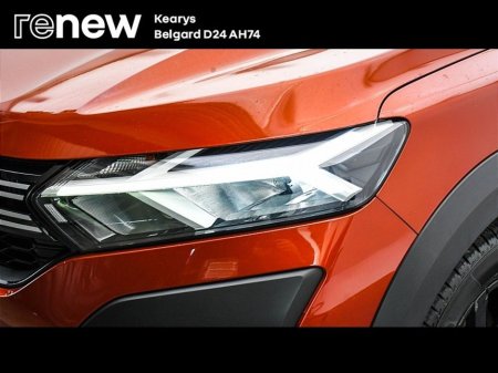 2023 Dacia Jogger TCe 110 Extreme SE €21,900 thumbnail