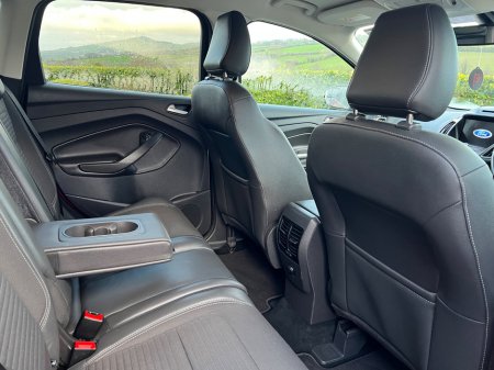 2019 Ford Kuga 1.5TDCi 120PS FWD Titanium €19,950 thumbnail