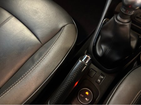 2017 Renault Captur - thumbnail 13