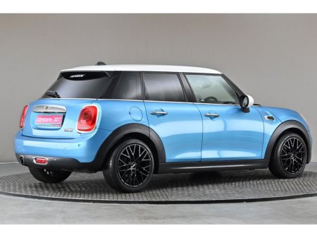 2017 MINI Hatch 1.5 COOPER AUTO 5DR *BI-TONE ROOF*UPGRADED 17" ALLOY WHEELS* €16,490 thumbnail