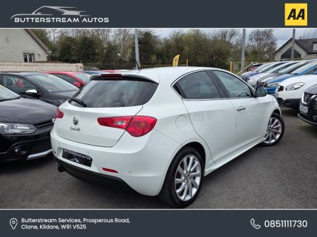 2013 Alfa Romeo Giulietta - thumbnail 2