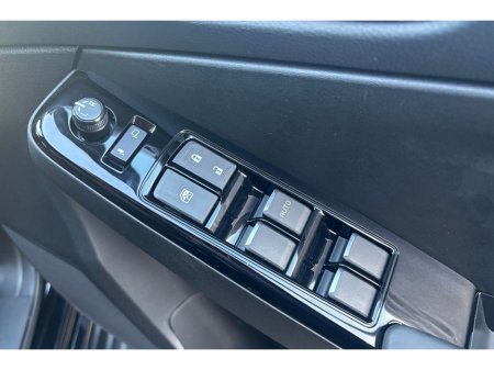 2025 Isuzu D-MAX DL40 DCB €45,513 thumbnail