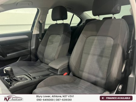 2020 Volkswagen Passat - thumbnail 12