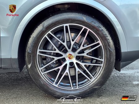 2024 Porsche Cayenne - thumbnail 15