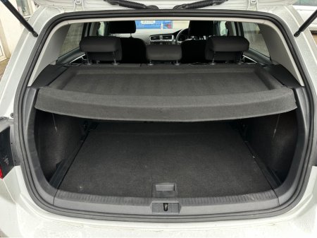 2018 Volkswagen Golf 1.6 TDI SE BLUEMOTION 115PS 5DR thumbnail