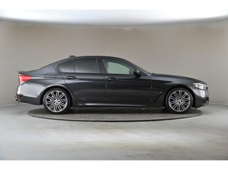 2018 BMW 5 Series - thumbnail 11