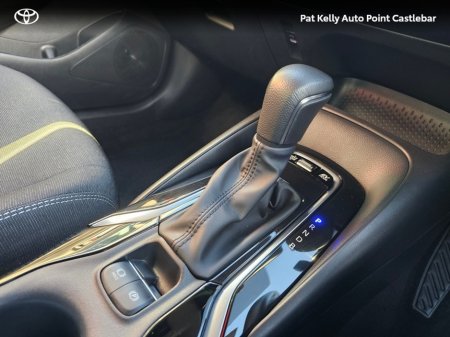 2024 Toyota Corolla COROLLA LUNA SALOON €30,900 thumbnail