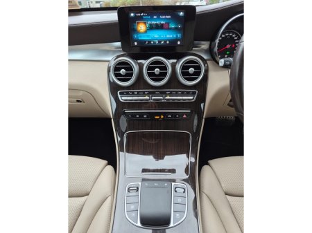 2021 Mercedes-Benz GLC Class GLC220d 4M Coupe €34,999 thumbnail