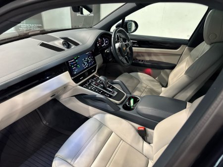 2022 Porsche Cayenne - thumbnail 12