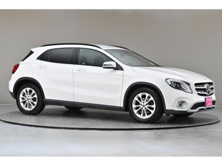 2019 Mercedes-Benz GLA Class GLA 180 *HALF LEATHER*REVERSE CAM*PARK SENSORS* €25,890 thumbnail