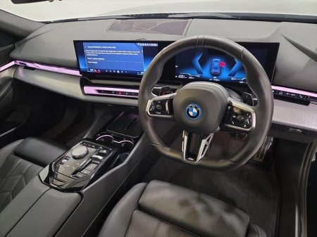 2025 BMW 5 Series 530e M Sport Touring €65,950 thumbnail