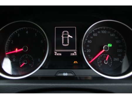 2013 Volkswagen Golf 1.4TSI HIGHLINE PLUS 140BHP 5DR HATCHBACK AUTO // ONLY 42,000KMS //  BUY WITH CONFIDENCE AA AND SIMI APPROVED DEALER 2026 // FINANCE ARRANGED // ALL TRADE INS WELCOME // €11,950 thumbnail