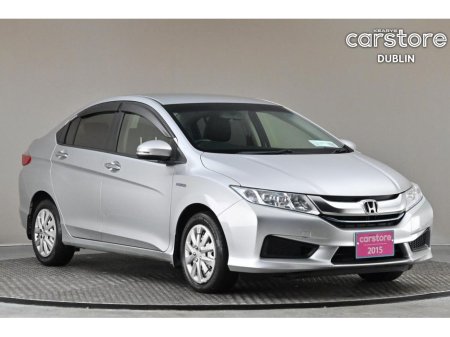 2015 Honda Grace - thumbnail 1