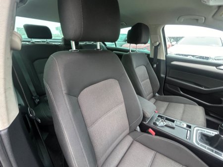 2016 Volkswagen Passat 2.0 TDI 150HP Comfortline €9,850 thumbnail