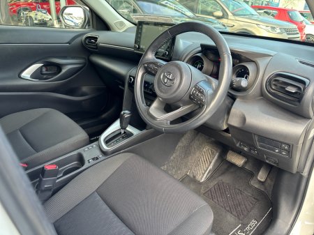 2020 Toyota Yaris Cross - thumbnail 6