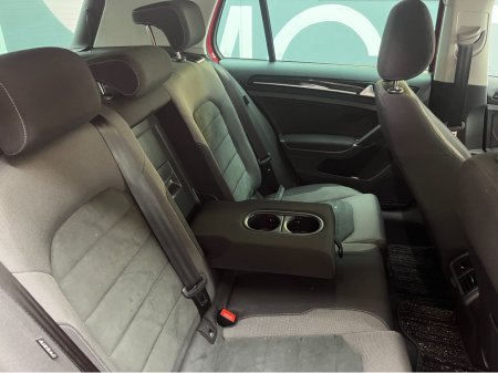 2019 Volkswagen Golf - thumbnail 12