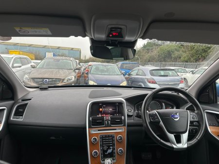 2017 Volvo XC60 2.0L Diesel Automatic  Sunroof (3276) €21,995 thumbnail