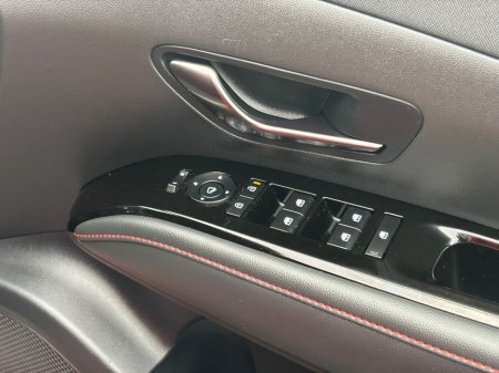 2025 Hyundai Tucson 1.6T Plug-in Hybrid N Line 5dr Auto €40,200 thumbnail