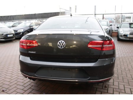 2018 Volkswagen Passat 2.0TDI 150BHP ELEGANCE EDITION 4DR SALOON // 1 OWNER IN IMMACULATE CONDITION // WELL WORTH VIEWING // BUY WITH CONFIDENCE AA AND SIMI APPROVED DEALER 2025 // FINANCE ARRANGED // TRADE INS WELCOME // €19,950 thumbnail