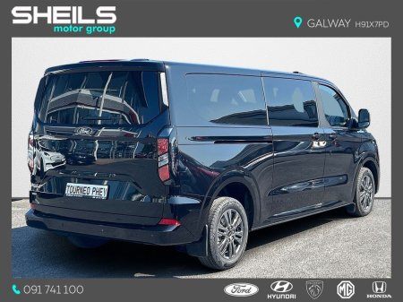 2026 Ford Tourneo Custom 1 TOURNEO PHEV LEFT - CANCELLED ORDER €65,950 thumbnail