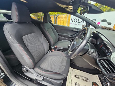 2018 Ford Fiesta - thumbnail 17