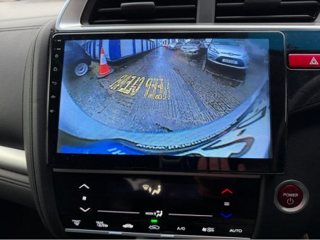 2015 Honda Fit DAA-GP6 5DR AUTO €7,990 thumbnail