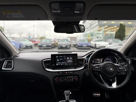 2021 Kia XCeed PHEV €21,995 thumbnail