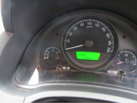 2014 Skoda Citigo AMBITION 1.0 MPI  5DR LOW MILEAGE FSH SILVER €5,999 thumbnail