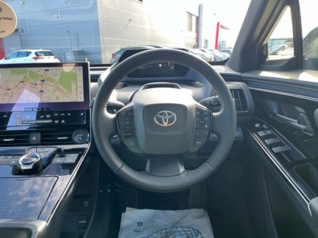 2024 Toyota bZ4X - thumbnail 10