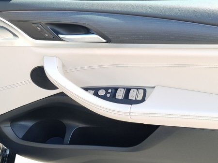 2022 BMW X4 xDrive20d M Sport €67,995 thumbnail