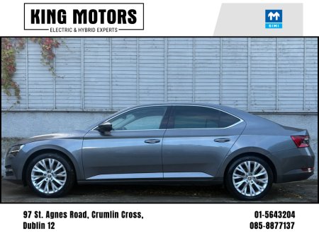 2023 Skoda Superb SE L  PLUG-IN HYBRID / DSG / LEATHER / NAV / ELECTRIC BOOT OPENING / APPLE / ***FINANCE PACKAGES AVAILABLE*** €31,945