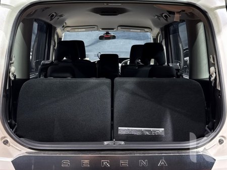 2018 Nissan Serena "8-SEATER" 2.0L HYBRID AUTOMATIC - CRUISE CONTROL - BLUETOOTH AUDIO - REVERSE CAMERA - POWER SLIDING DOORS €20,950 thumbnail