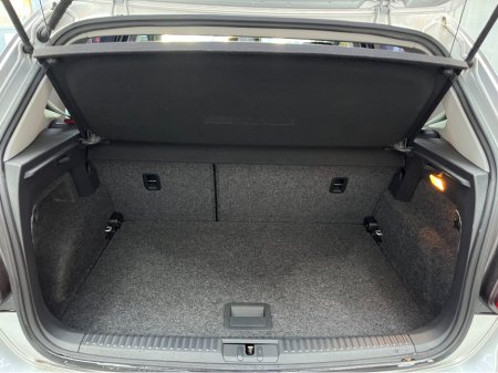 2017 Volkswagen Polo €13950! 2017 VOLKSWAGEN POLO TSI CONFORTLINE 1.2 AUTOMATIC WITH REVERSE CAMERA AND MORE €13,950 thumbnail