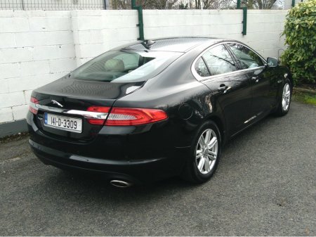 2014 Jaguar XF - thumbnail 10