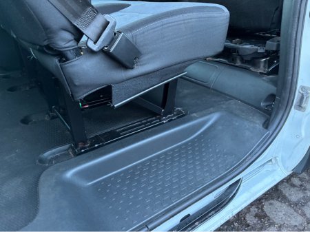 2015 Opel Vivaro  €29,950