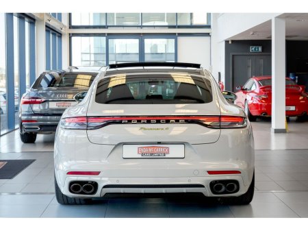 2023 Porsche Panamera - thumbnail 8