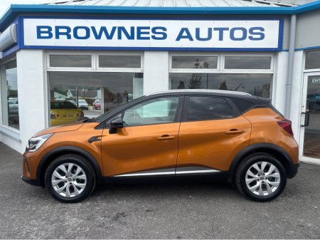 2021 Renault Captur 1.5 ICONIC DCI 95BHP 5DR €20,999 thumbnail
