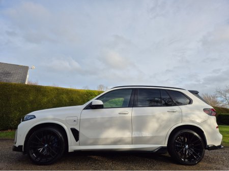 2024 BMW X5 M-SPORT  Pro - 50E 500 BHP €89,950 thumbnail