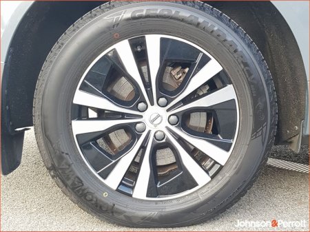 2023 Volvo XC60 T6 Recharge PHEV 350hp AT8 Core €49,900 thumbnail