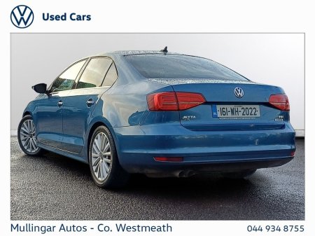 2016 Volkswagen Jetta - thumbnail 3