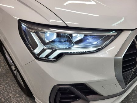 2024 Audi Q3 45 TFSI E S Tronic S line €43,975 thumbnail