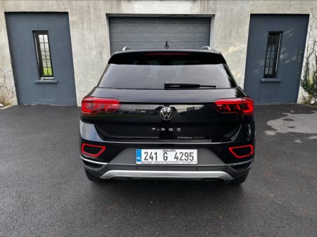 2024 Volkswagen T-Roc 3DA-A1DFF 5DR AUTO €39,950 thumbnail