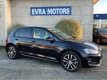 2015 Volkswagen Golf HIGHLINE AUTOMATIC 1.4 PETROL //KEYLESS ENTRY//ADAPTIVE CRUISE CONTROL//REVERSE CAMERA// €14,950 thumbnail