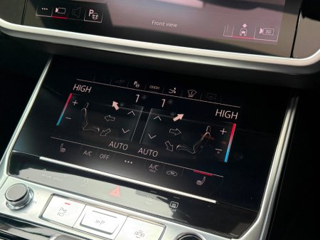 2025 Audi A7 50 TFSI E S LINE BLK ED QUATTRO *PAN ROOF* €79,990 thumbnail