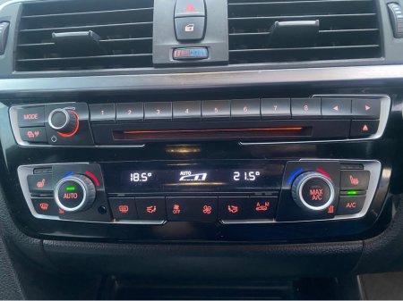 2018 BMW 3 Series - thumbnail 17