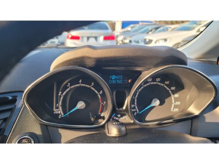 2015 Ford Fiesta - thumbnail 5