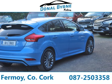 2018 Ford Focus - thumbnail 9